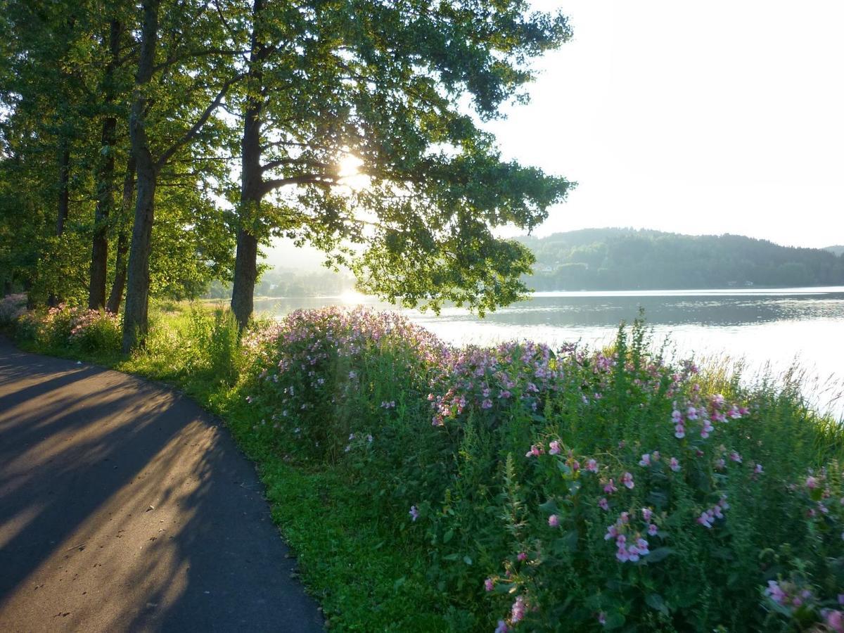 Апартаменты Riviera Lipno 415 Липно-над-Влтавой Экстерьер фото